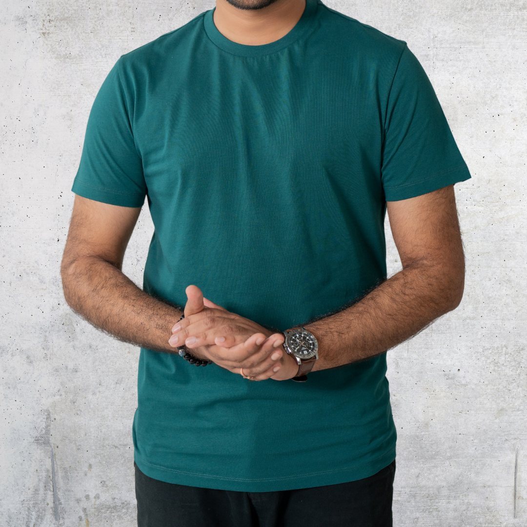 Essential Tee Bottle Green