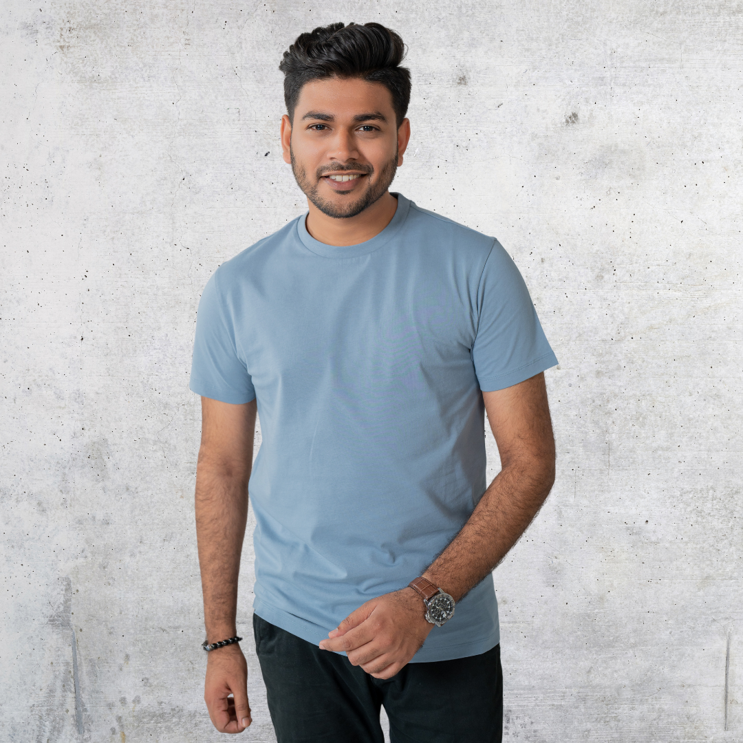 Essential Tee D. Sky